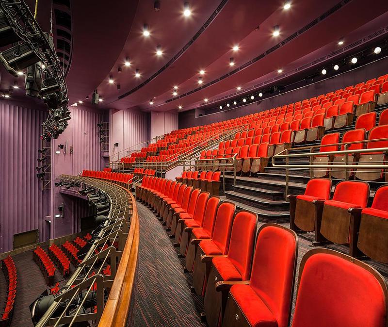 Strój do teatru muzycznego