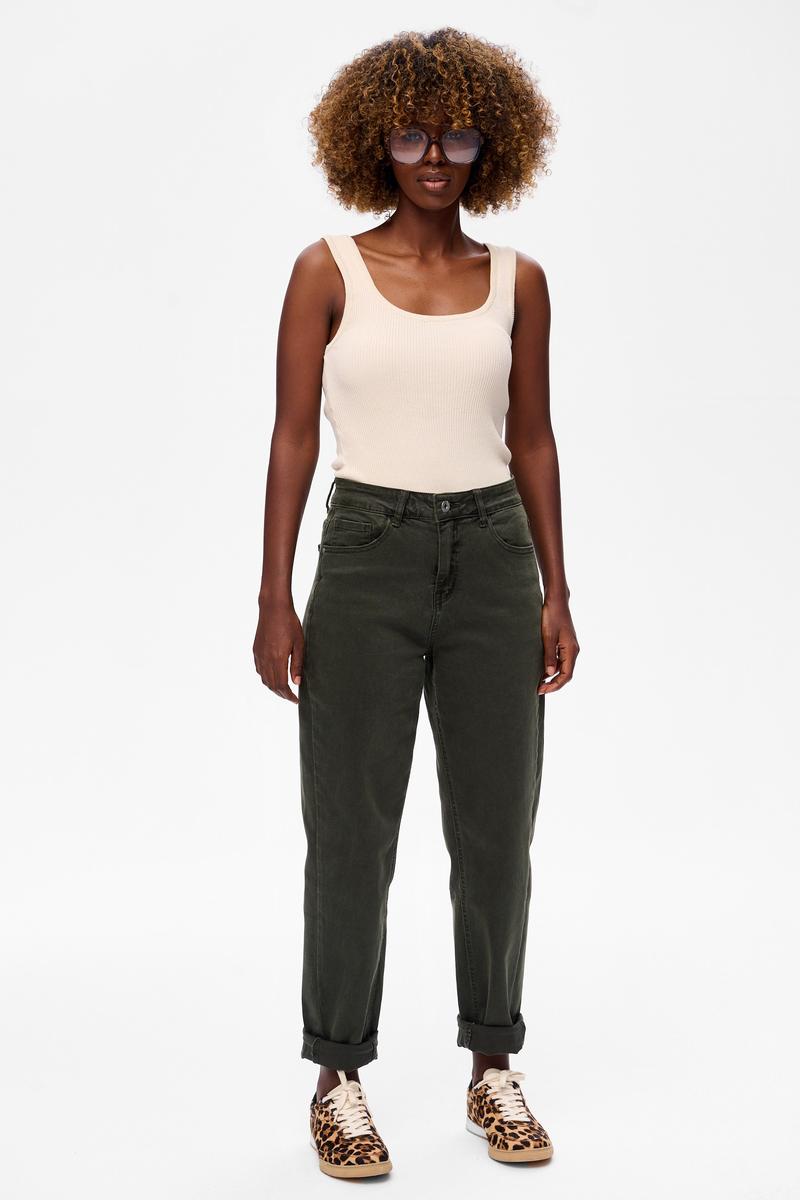 Jak mierzyć wymiary spodni