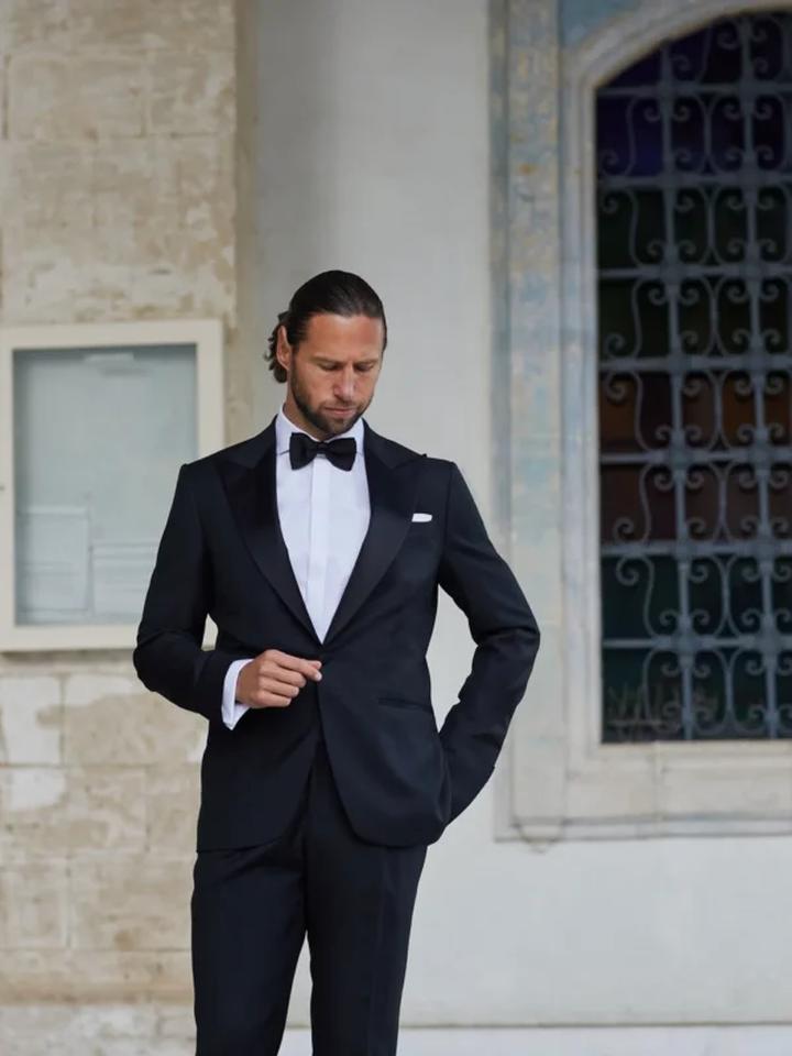 Salony garniturów ślubnych Warszawa