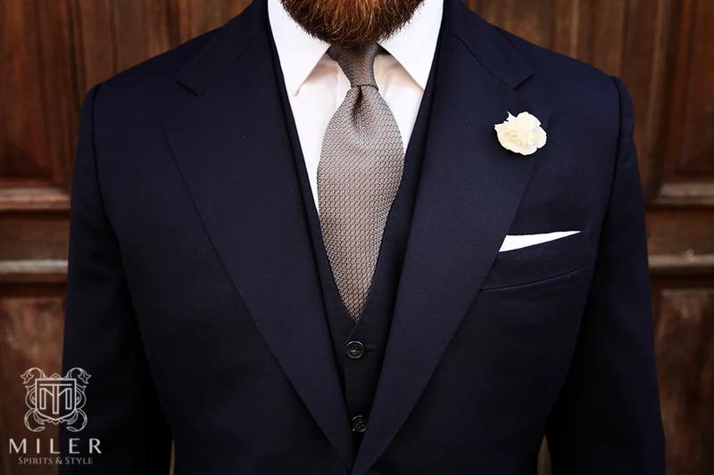 Idealny wybór – jaki krawat do ślubu będzie najlepszy?