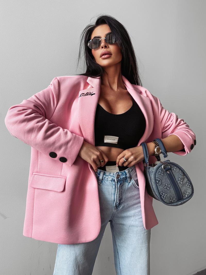 Casualowe i eleganckie stylizacje koszuli oversize
