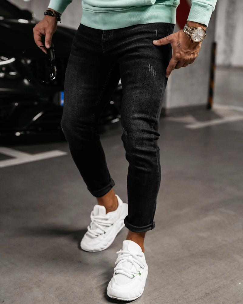 Jeansy w pracy smart casual