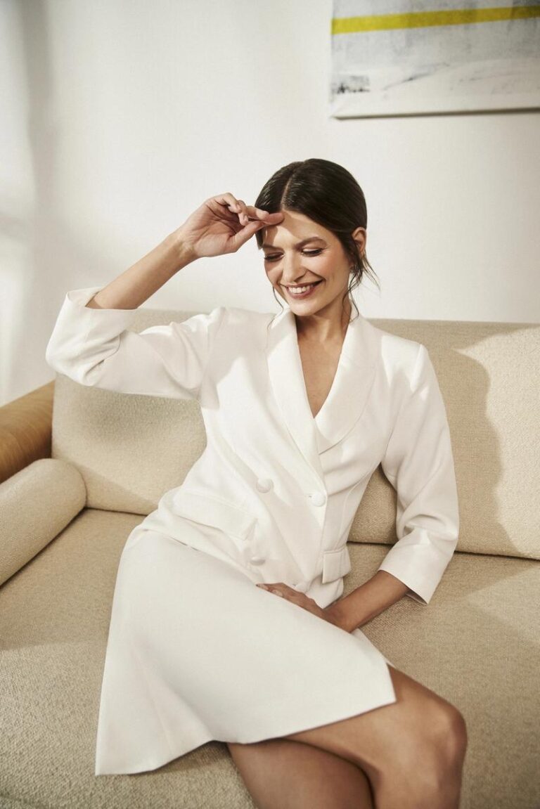 Jak poprawnie zapiąć guzik w marynarce, aby wyglądać stylowo?