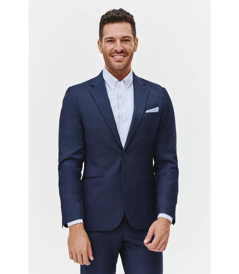 Jak składać marynarkę, aby wyglądała jak nowa?