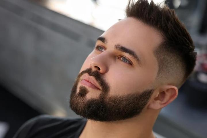 Stylizacja męskich włosów